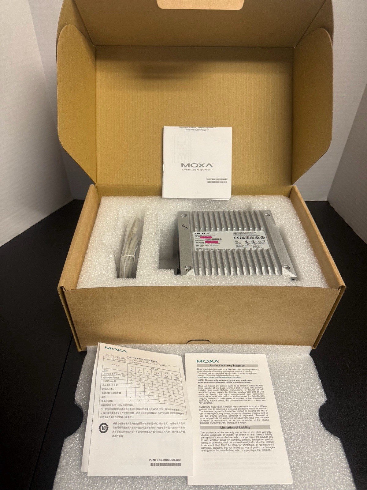 Moxa EtherDevice Switch EDS 518E 4GTXSFP-T V2.1.0 Switch