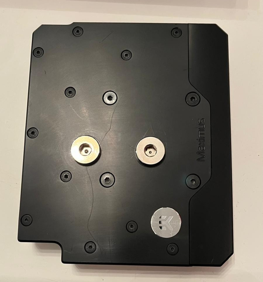 EK-Quantum Momentum ROG Maximus XII Hero - Acetal - CPU Monoblock