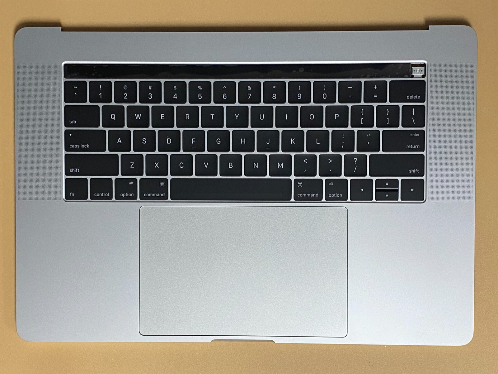 Apple MacBook Pro 15" A1707 2016 2017 Top Case w/ Keyboard & Battery Silver OEM