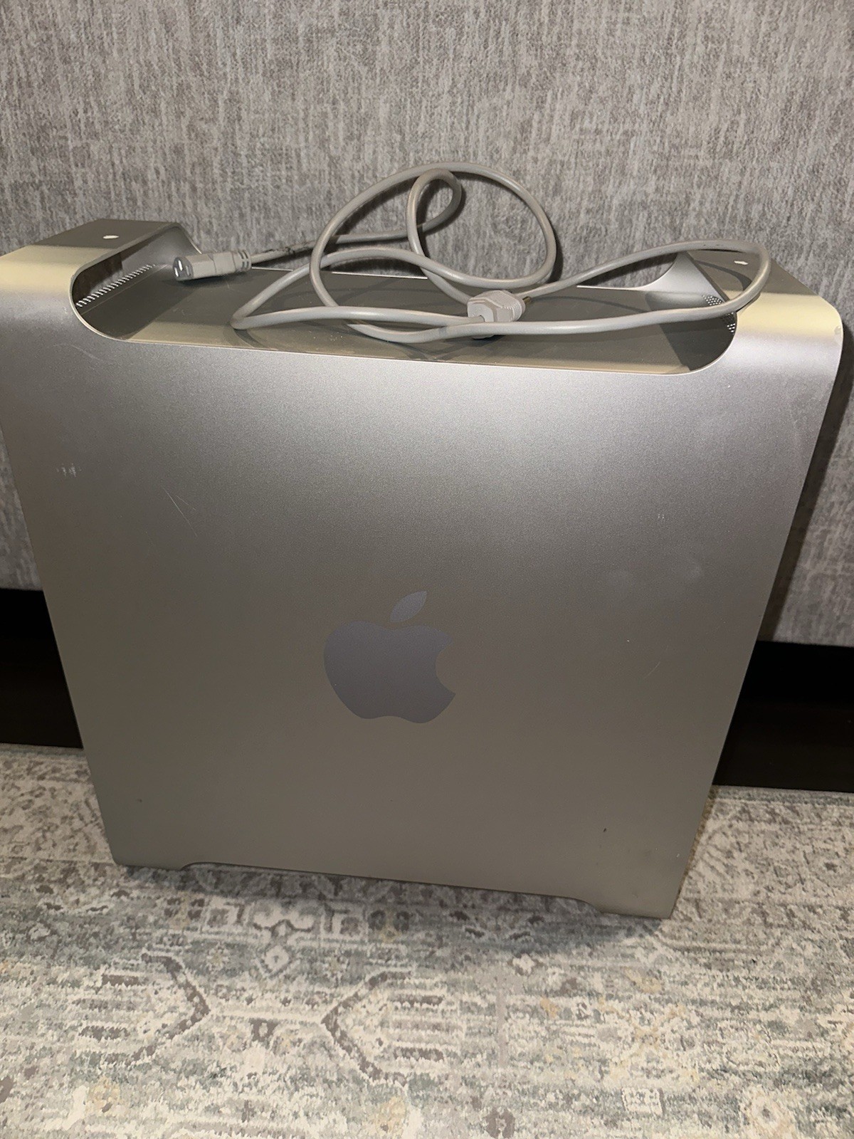 Apple Power Mac G5 Desktop A1047 EMC 1969 1.8 Ghz 2 Tb & 500 Gb Hard drives