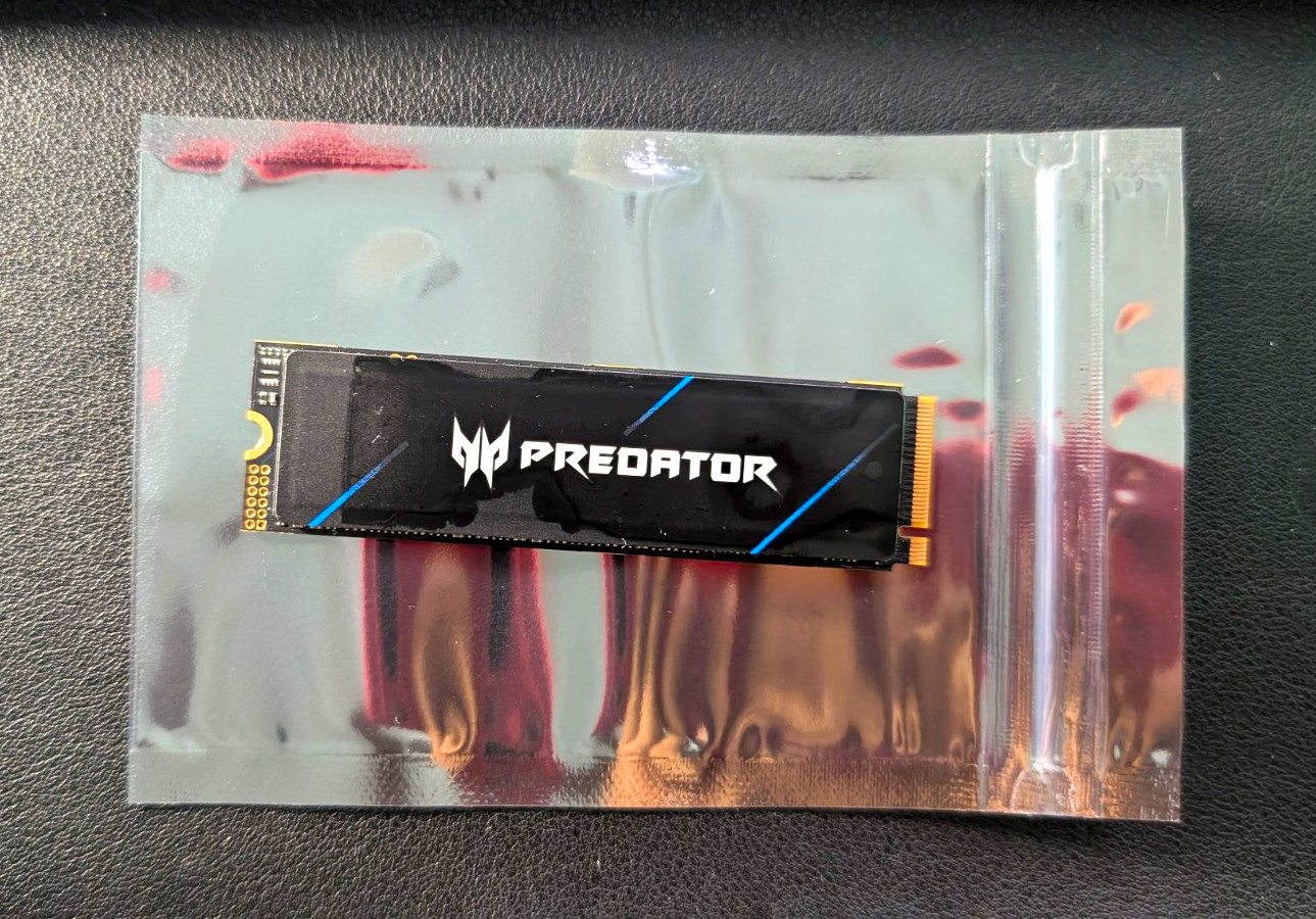 Acer Predator GM7 2TB M.2 2280 NVMe 2.0 PCIe 4.0 Internal SSD BL.9BWWR.119