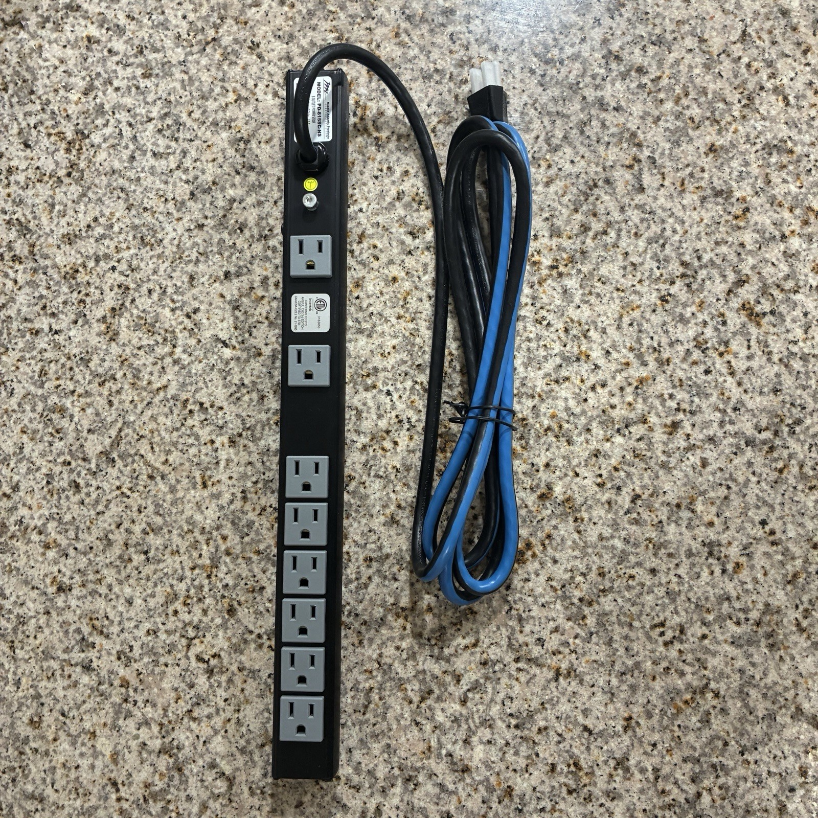 Middle Atlantic PD-815SC-NS 8-Outlet 1U Rackmount Power Strip 120V 15A Black