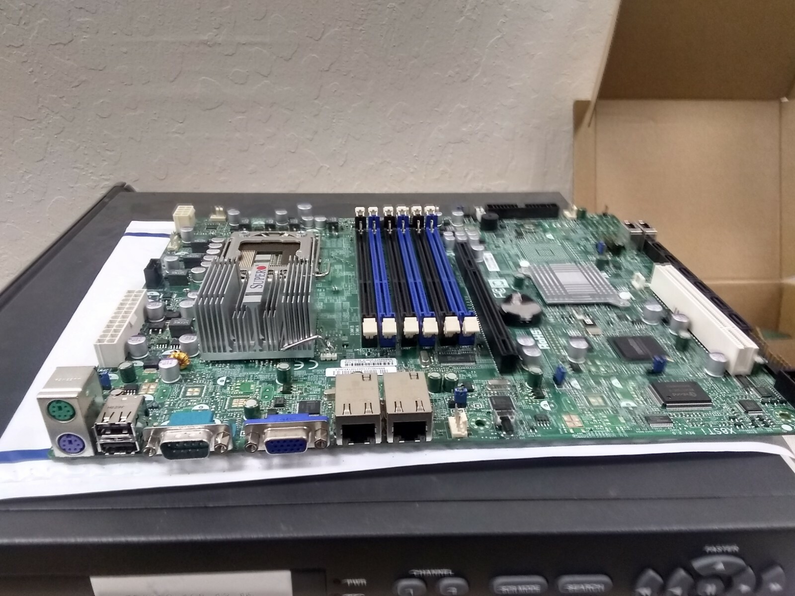 Supermicro X8STI Intel LGA1366 ATX Server Motherboard