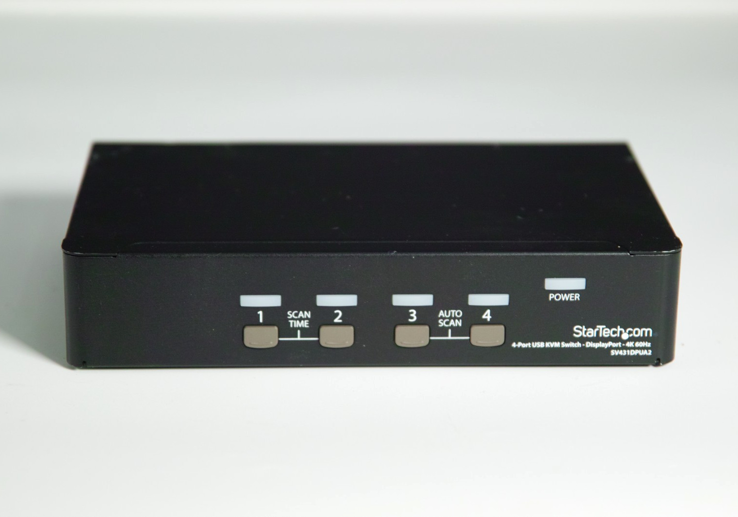 StarTech SV431DPUA2 4-Port USB KVM Switch DisplayPort 4k 60Hz