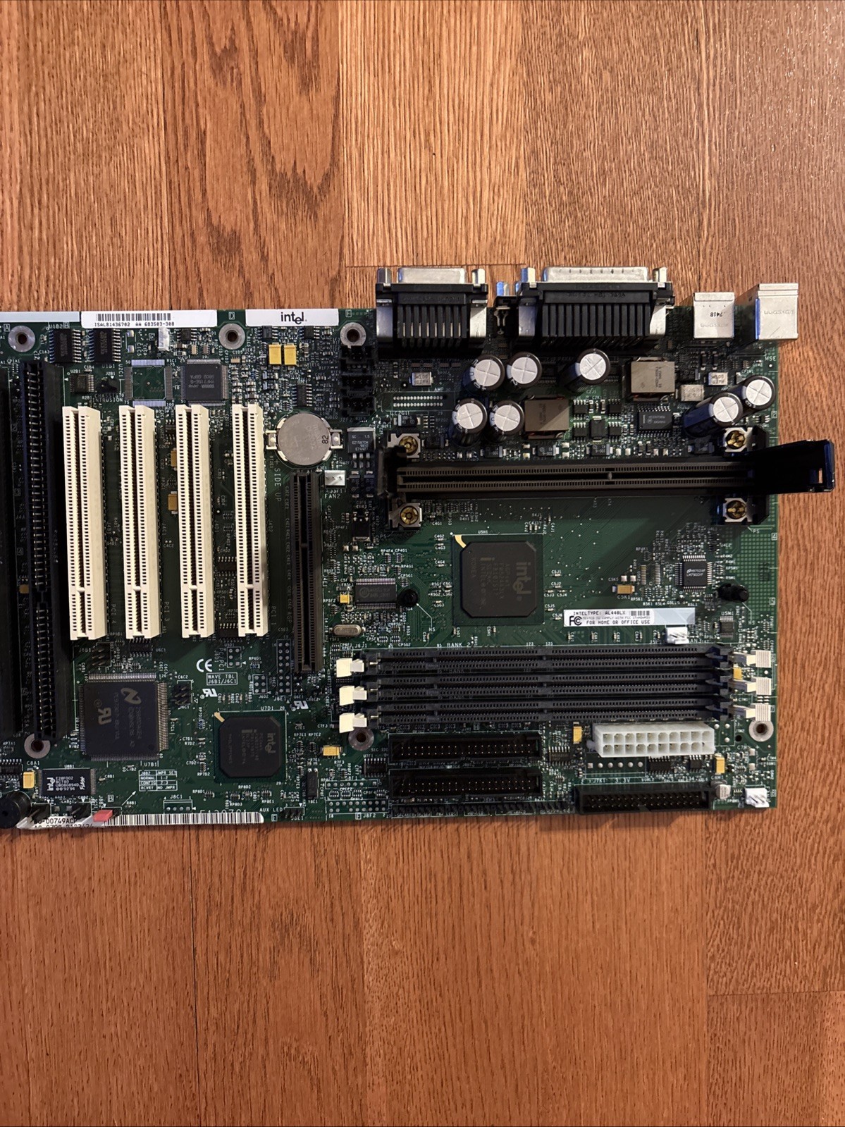 Motherboard, gateway intel al440lx (atlanta)slot1,2x isa, 4x pci, 1x a
