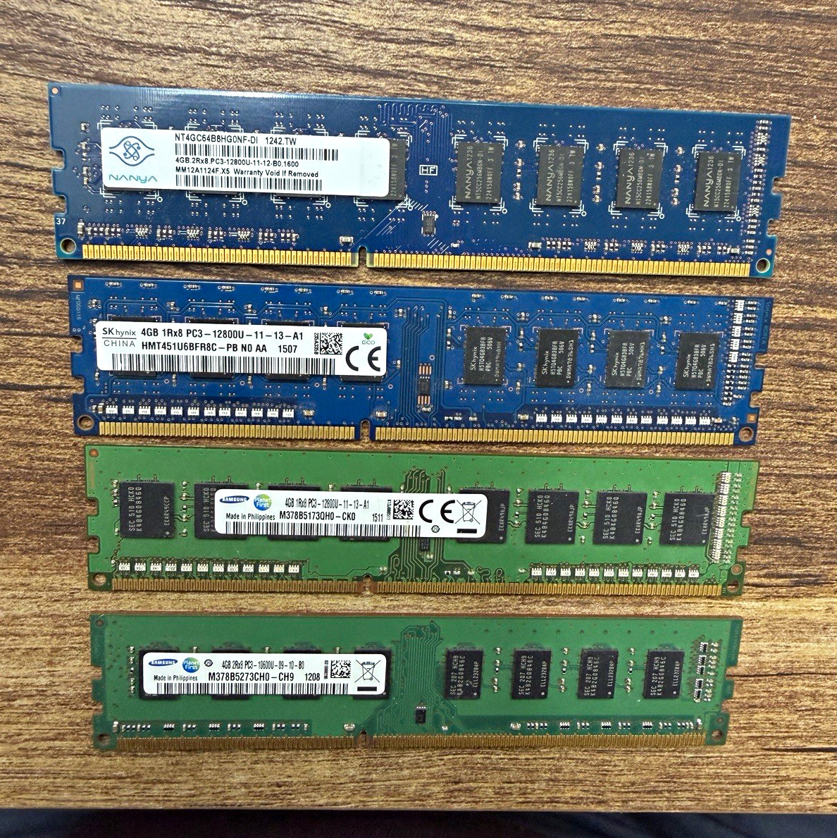 Mixed Brands 16GB (4x4GB) DDR3 PC3-12800U 1600 240-Pin DIMM Non-ECC