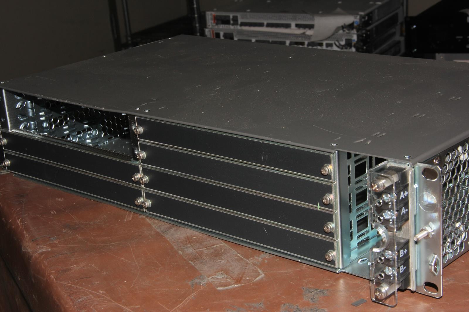 ALCATEL-LUCENT 7705 SAR-8 Router Bare Chassis