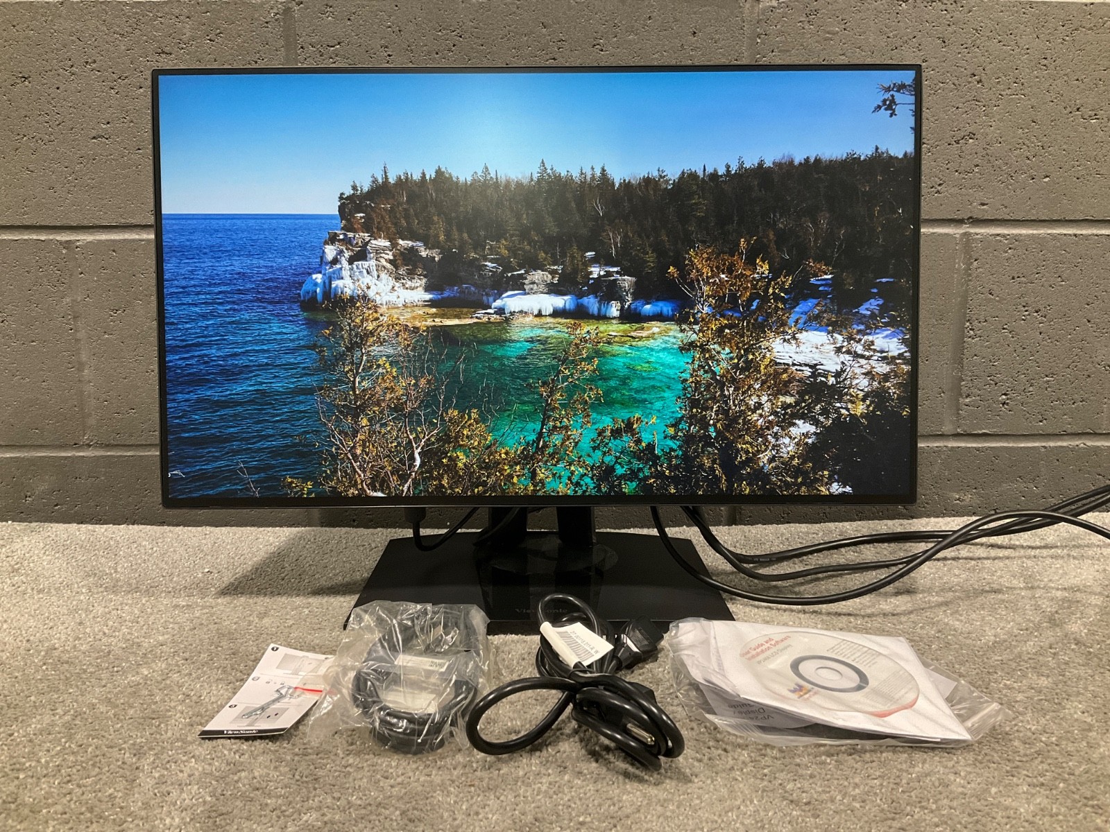 Viewsonic VP2468 24" LCD Monitor 1080p VP2468 ✅❤️️✅❤️️✅ •••READ•••