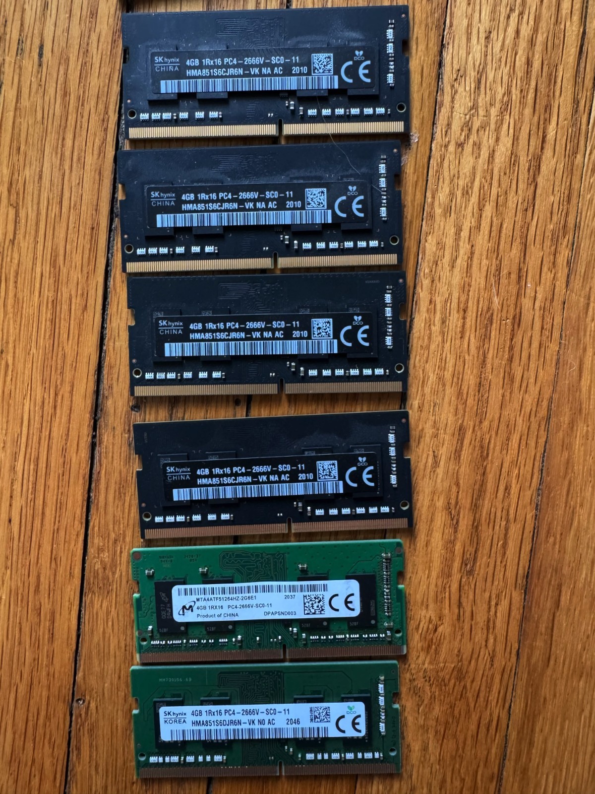 24GB (6 x 4 GB) various brands 1Rx16 DDR4 2666 SODIMM 260-Pin Laptop RAM