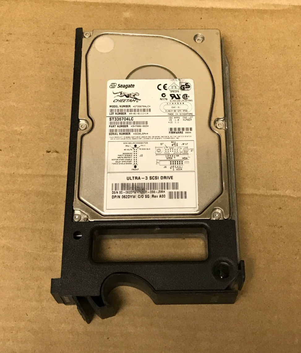 Dell 062DYW – 36GB 10K 80-PIN Ultra-160 SCSI 3.5″ Hard Drive, w/caddy