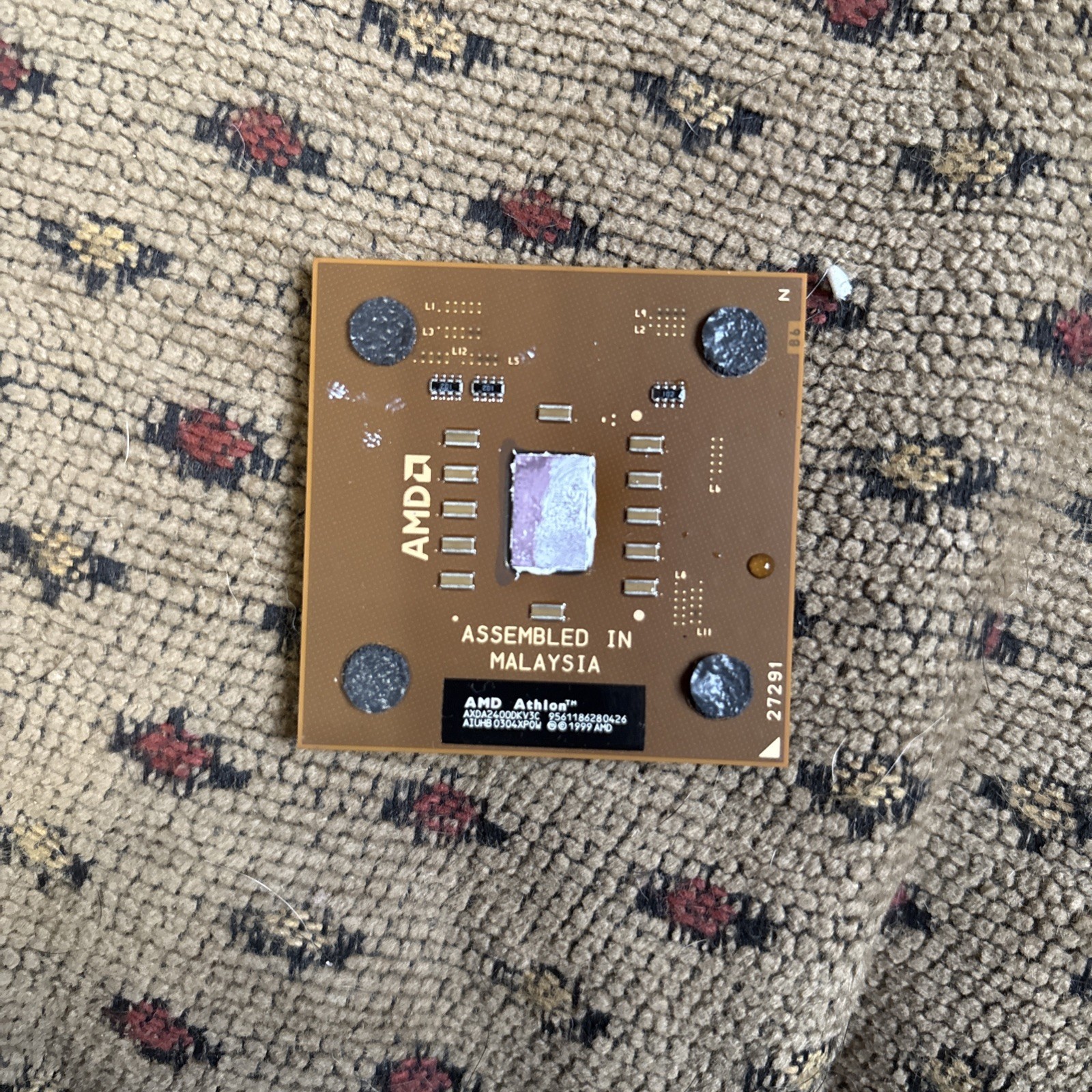 AMD Athlon XP 2400+ CPU AXDA2400DKV3C SOCKET 462 2.00 GHz Processor #42