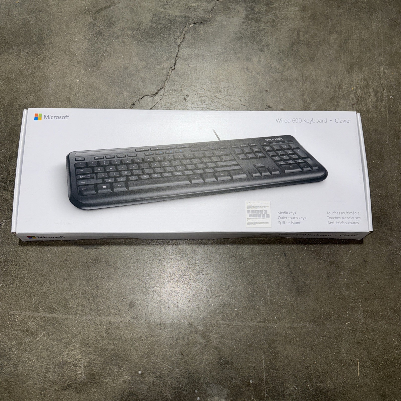 FRENCH LAYOUT Microsoft  Keyboard 600 ANB-00003 Wired BRAND NEW SEALED