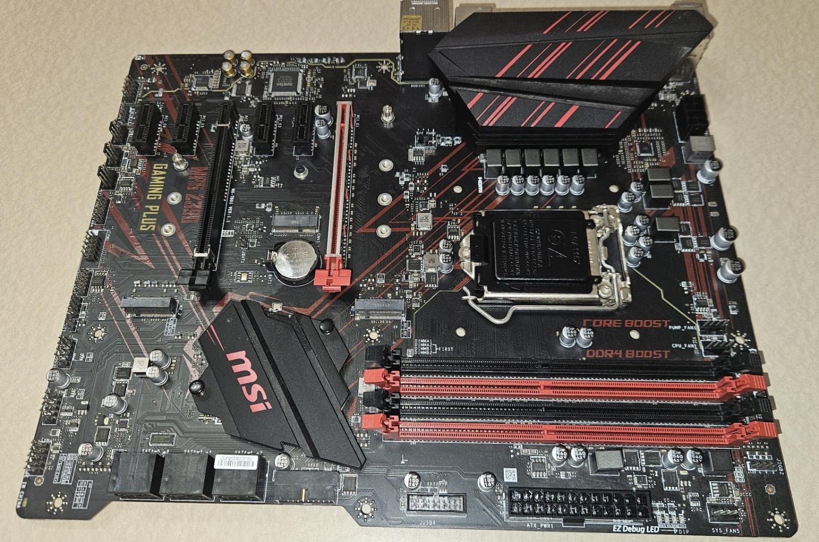 MSI MPG Z390 Gaming Plus LGA1151 M.2 USB 3.1 Gen 2 DDR4 HDMI DVI CFX ATX Z390