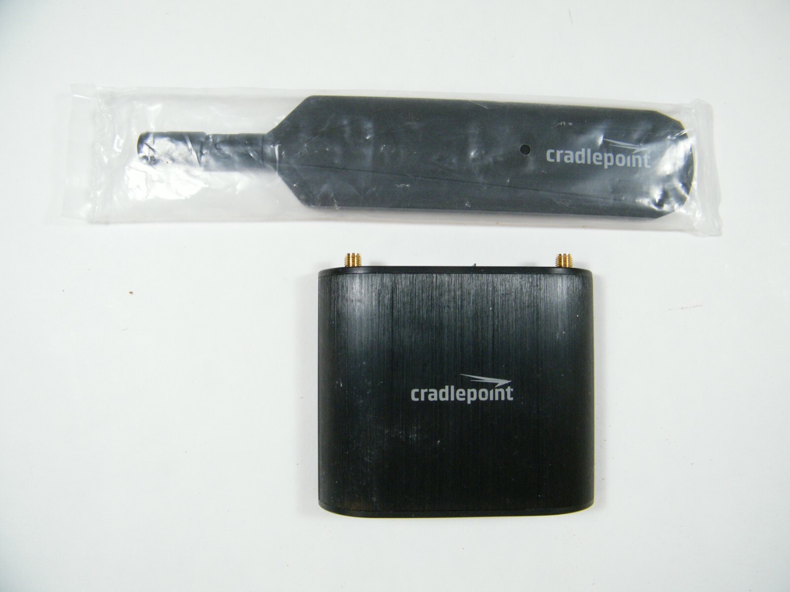 CRADLEPOINT 1BR650LPE INTEGRATED BROADBAND WIRED ROUTER