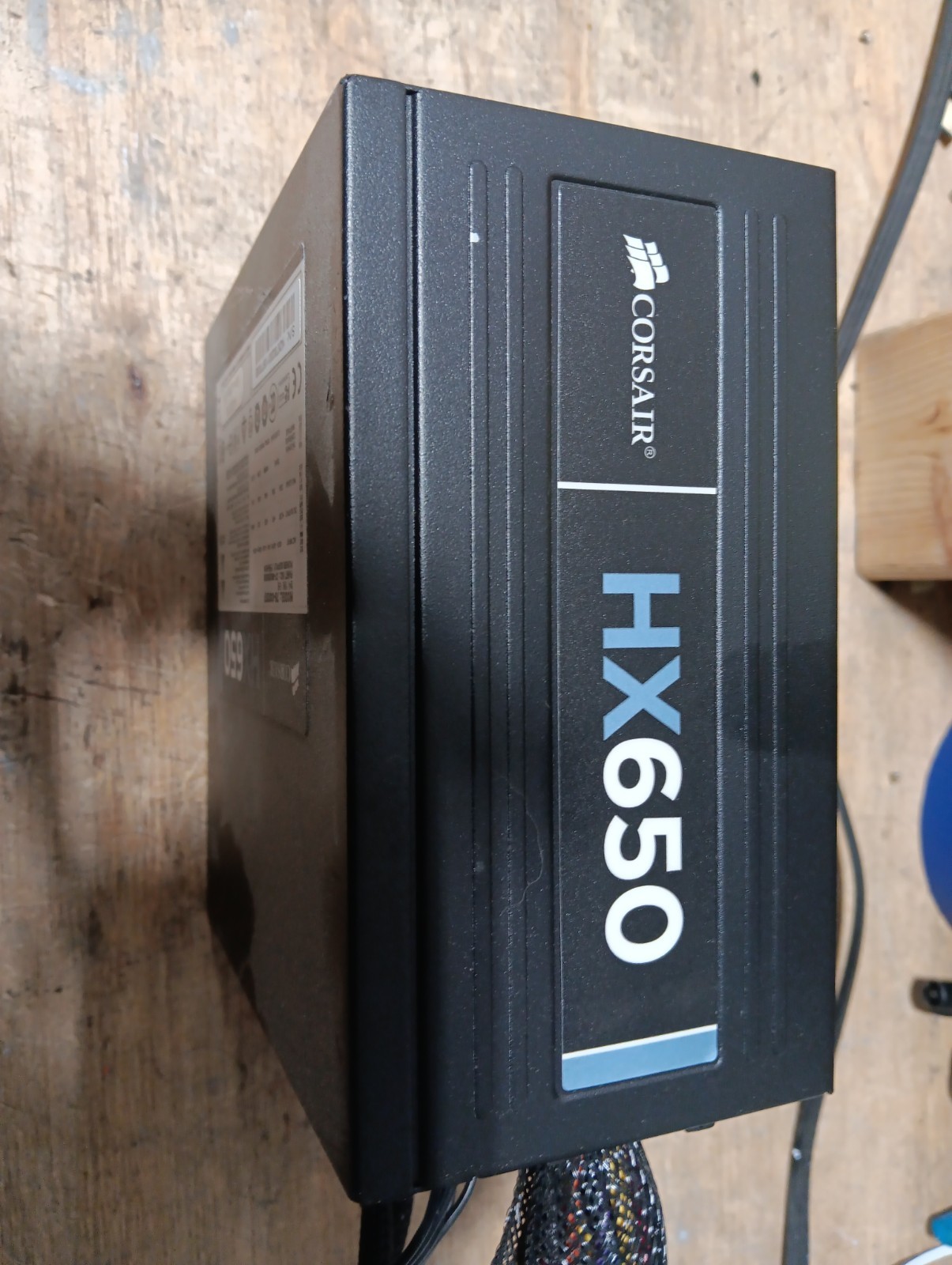 Corsair HX650 650W 80PLUS GOLD Fully Modular ATX Power Supply Tested
