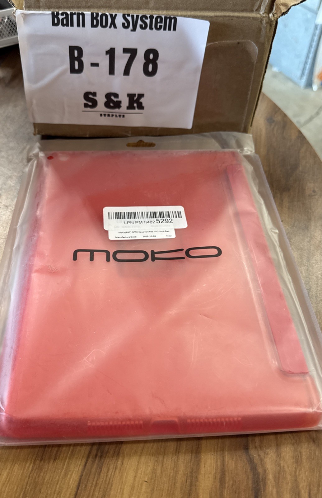 Moko 3ZPC Case for iPad 10.2” Red