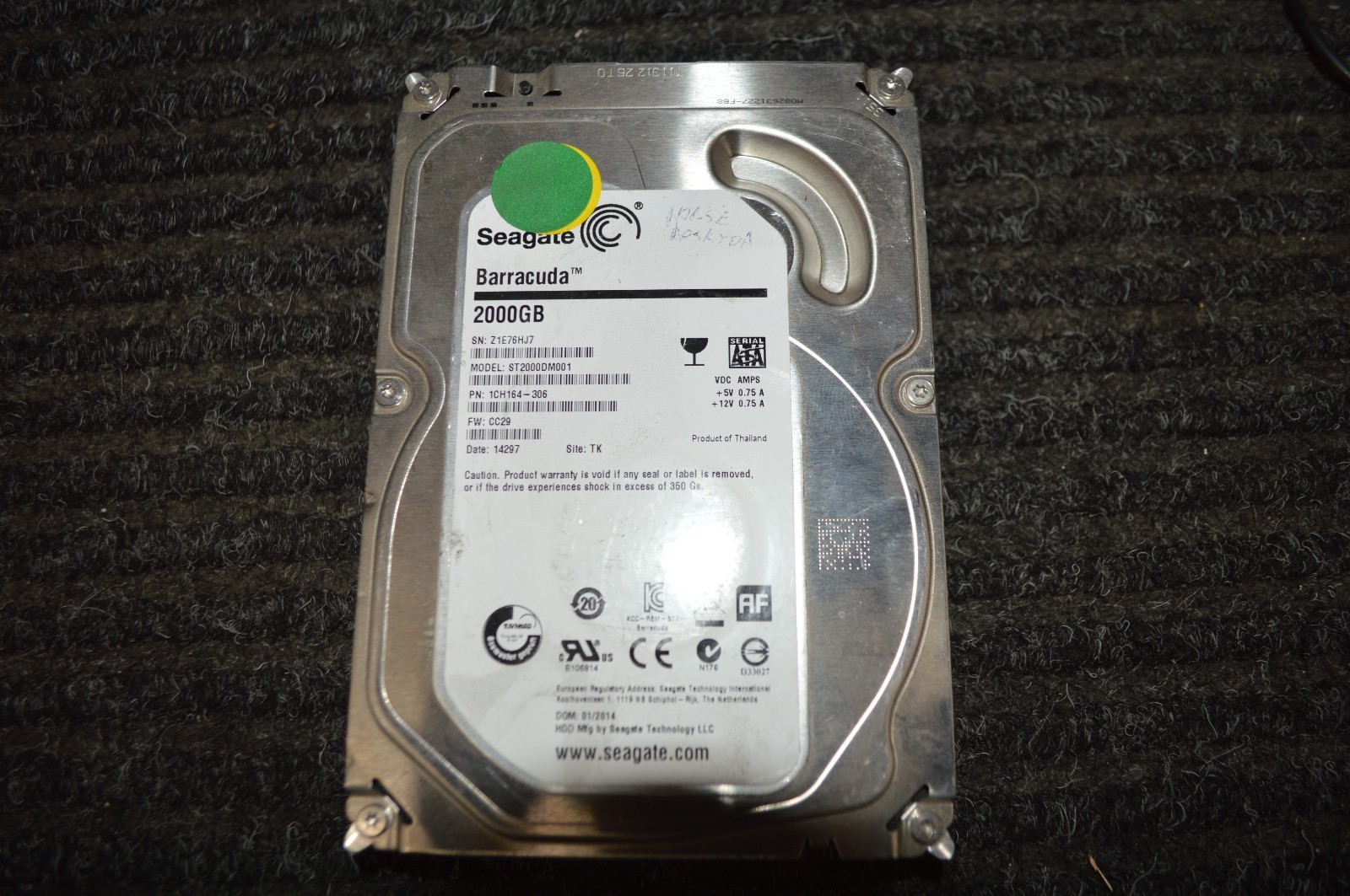 Seagate Barracuda 2TB 3.5" SATA Desktop Hard Drive HDD ST3000NM0033