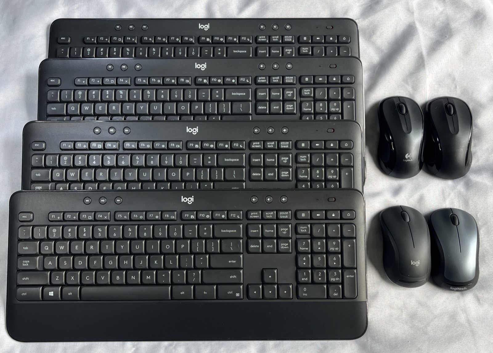 Lot of 4 Logitech K545 Wireless Keyboard w/ Mice & Receivers Combo M510 & M310