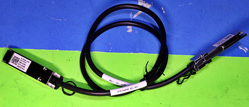 5NP8R Dell DAC-QSFP-40G-1.0M 1M Passive Stacking Cable 05NP8R