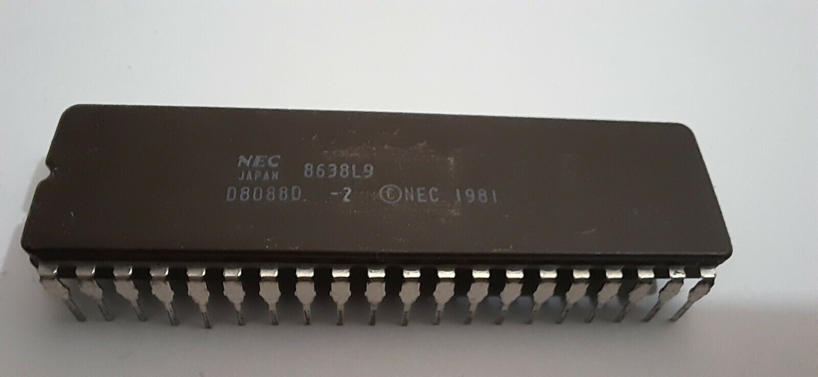 NEC D8088D-2 DIP40 8MHz Retro CPU Processor