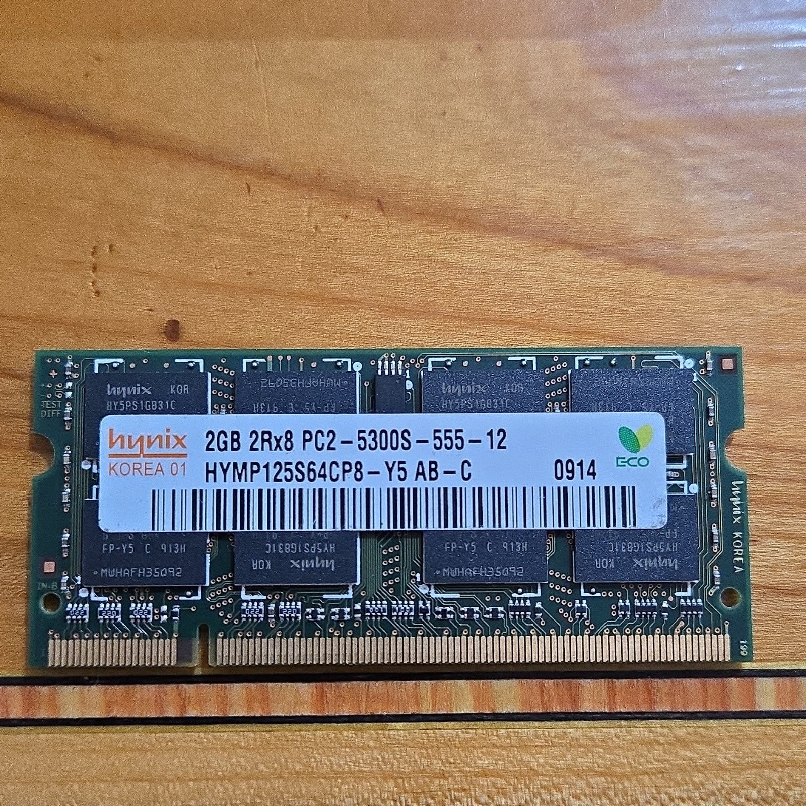 Hynix 2GB 2Rx8 SODIMM PC2-5300S-555-12 HYMP125S64CP8-Y5 AB-C DDR2 Laptop Memory