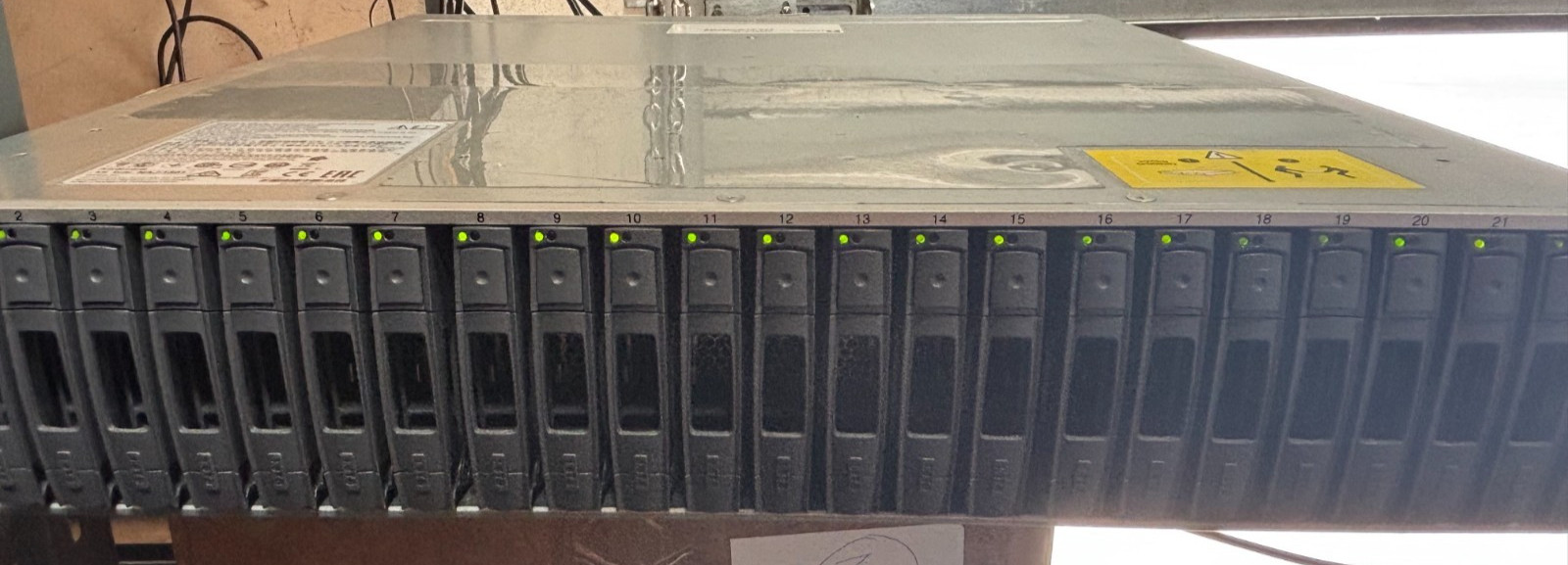 Netapp DS224C NAJ-1501 Storage Units with Caddies