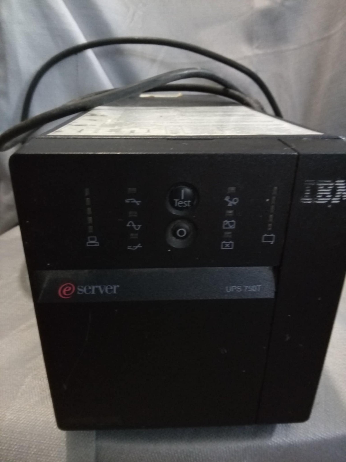 IBM UPS750T server tower