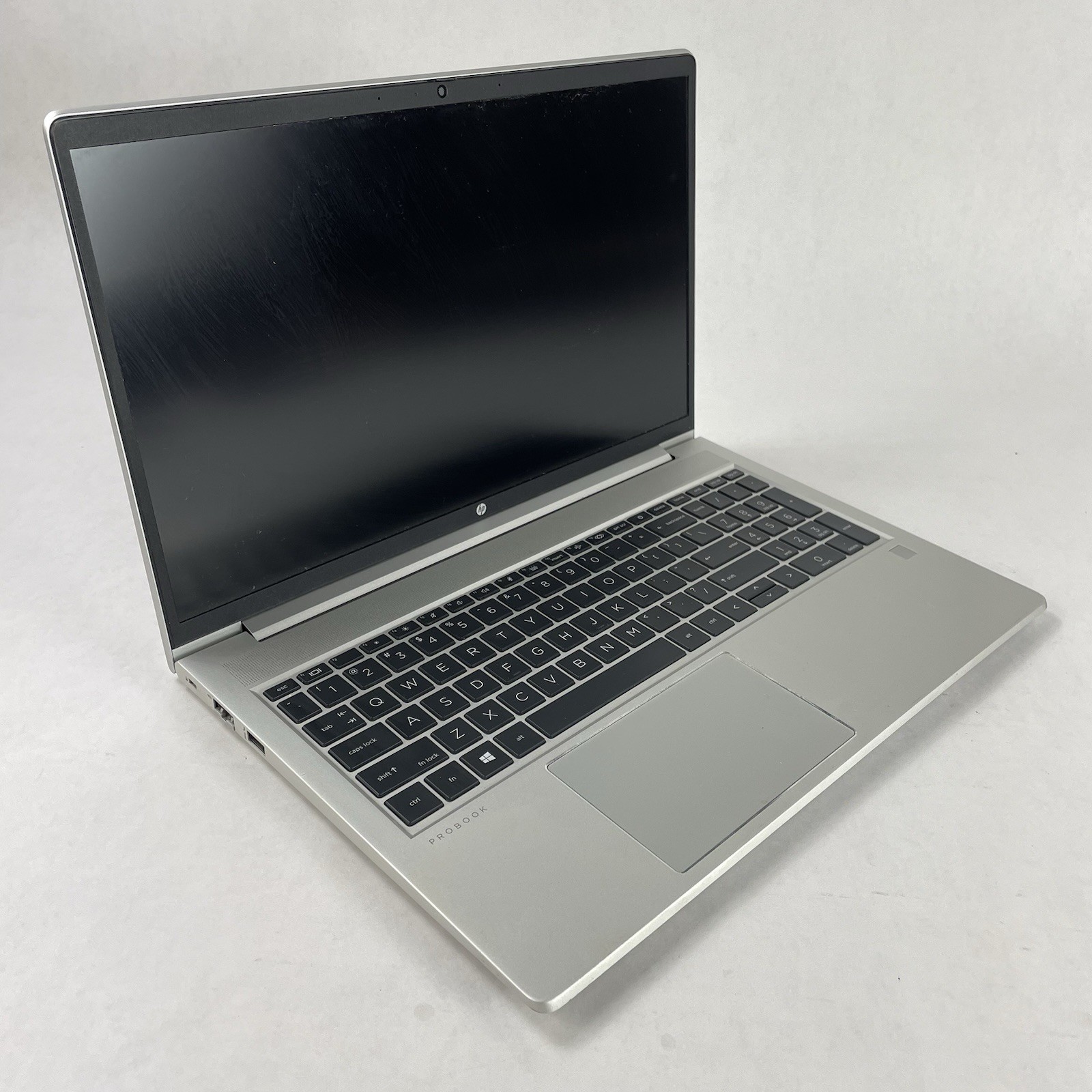 HP ProBook 455 G8 15.6" AMD Ryzen 5 5600U 2.30 GHz 8 GB RAM No SSD/OS/AC/Batt