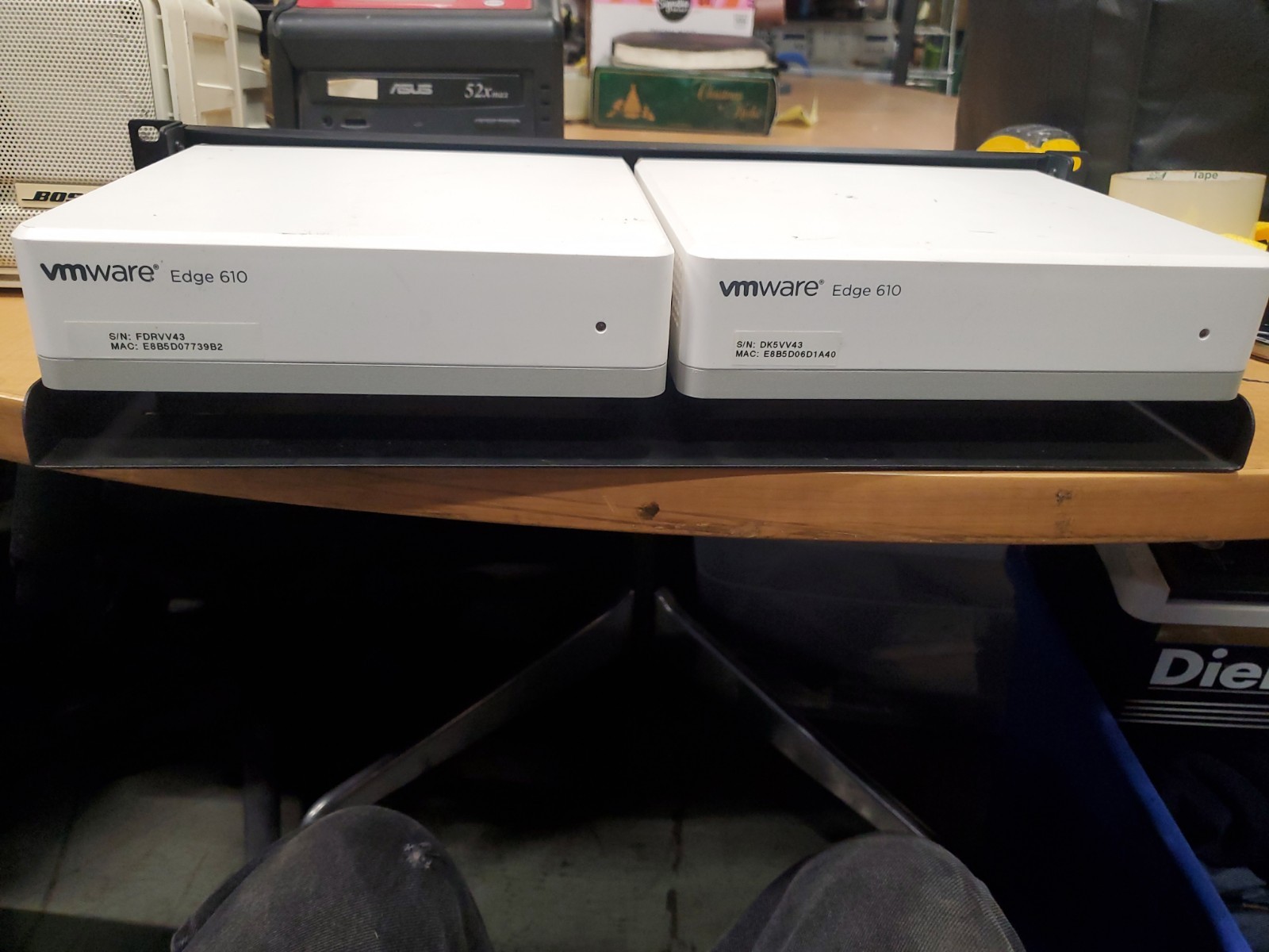 2× VMware Edge 610 EDGE610 E42W E42W001 With Rack