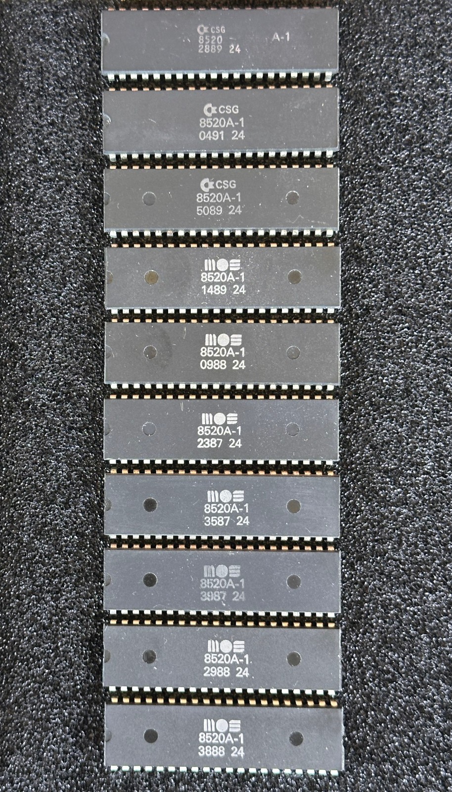 8520A-1 CSG/MOS ODD (1 of 10) from an Amiga 500, working