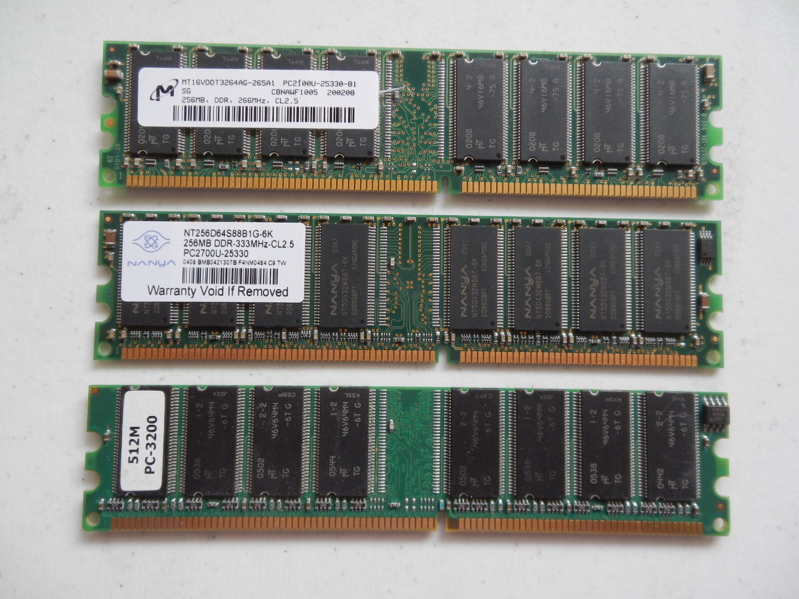 Lot 3 = 1GB (2x256mb + 1x512mb) DDR PC2100 PC2700 PC3200 DIMM Desktop Memory