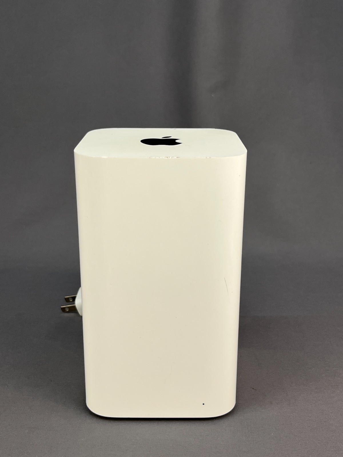 Apple A1470 EMC2635 Airport Extreme Time Capsule 2TB with  Power Cord (4E)