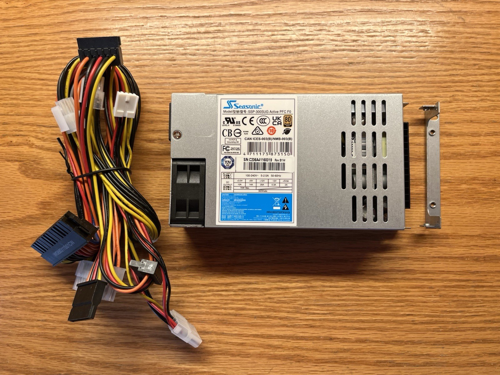 Seasonic SSP-300SUG FLEX ATX12V/EPS12V 80+ Gold APFC 300W 1U Mini Power Supply