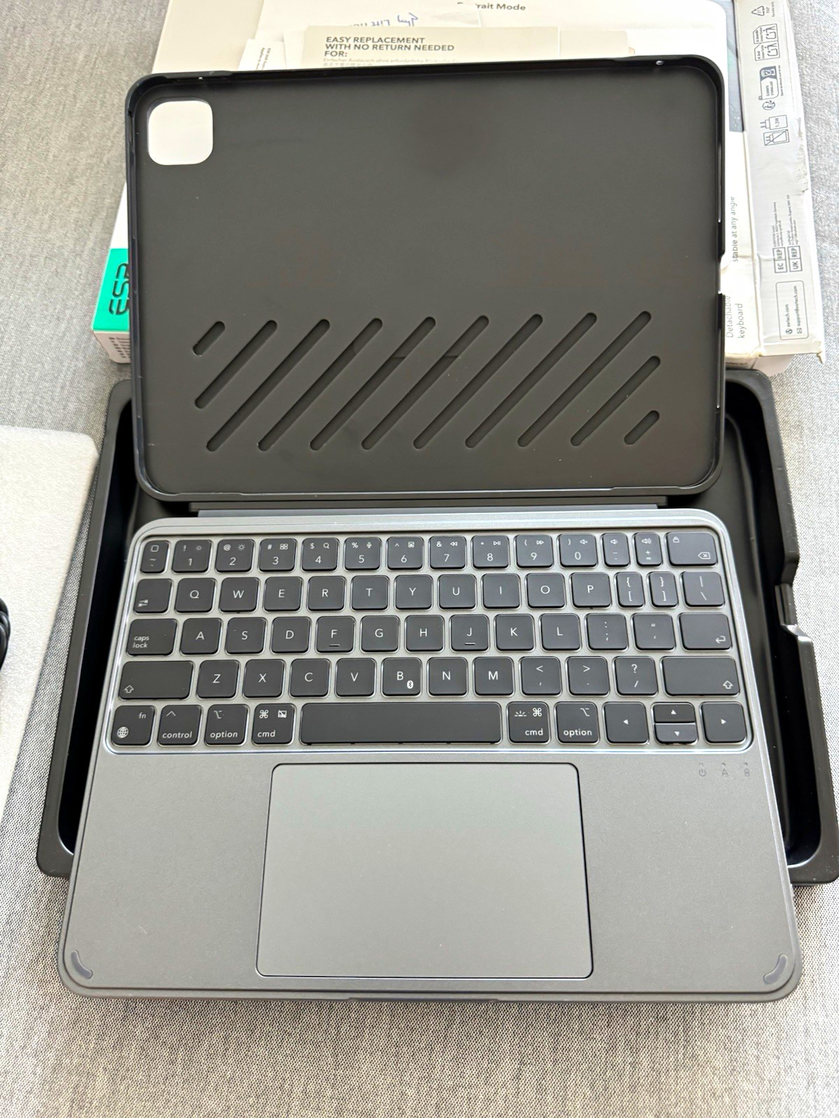 ESR Shift Keyboard Case for iPad Pro 11” M4/M5 2024/2025 Backlit Trackpad Gray