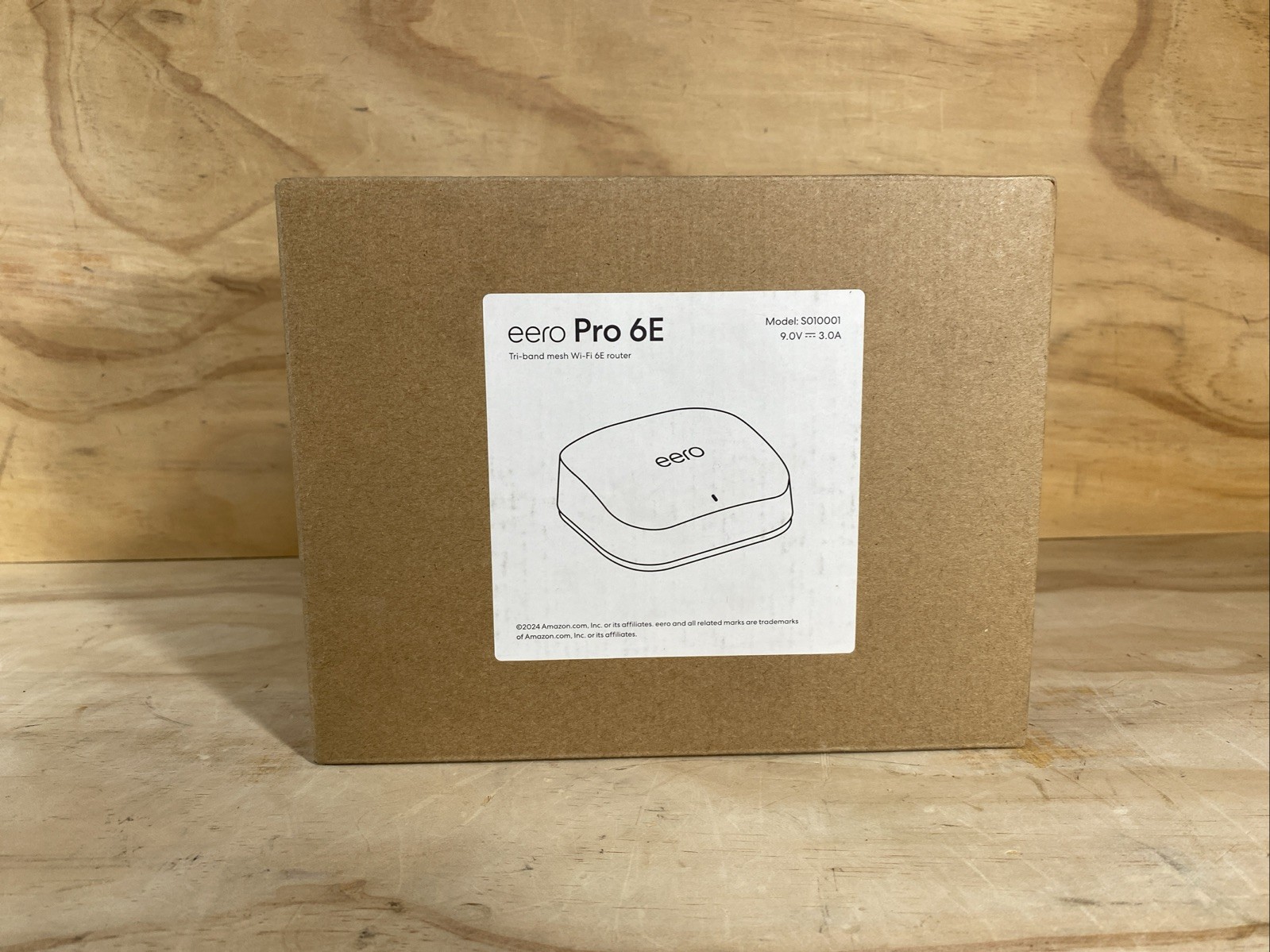 eero Pro 6E Tri-Band S010001 Wi-Fi 6E Mesh Router - White NEW