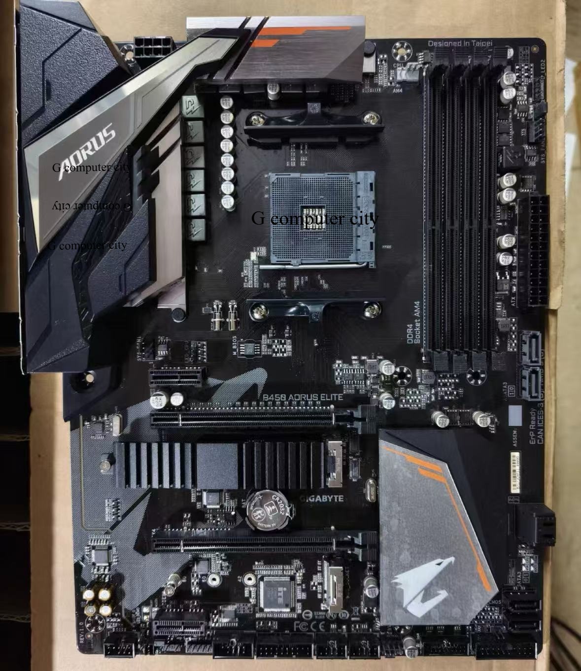 GIGABYTE B450 AORUS Elite Motherboard AMD Ryzen 5 Pro 2400GE 16GB RAM