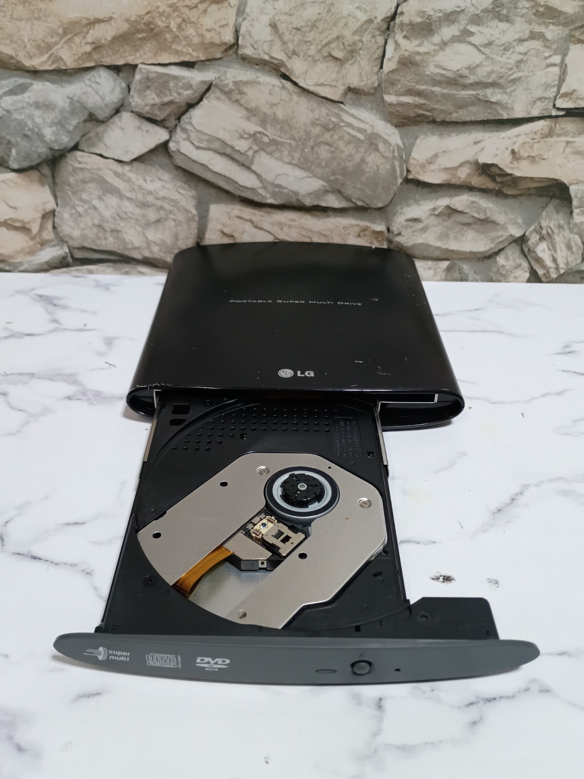 LG Portable Super Multi Drive GP08NU6B DVD Rewriter (Unit Only)