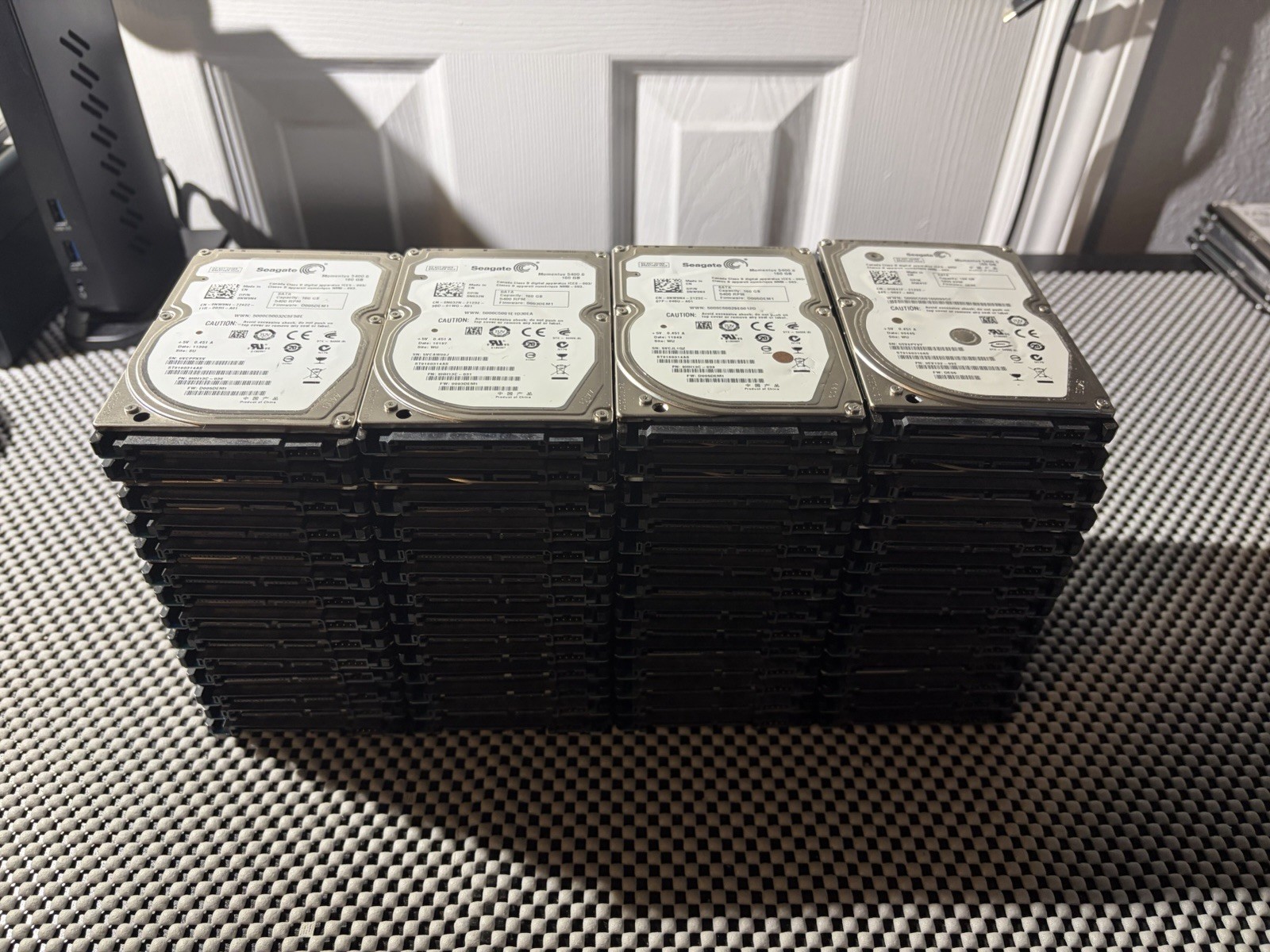Seagate Momentus ST9160314AS 160gb Sata Laptop Hard Drive. 100% Health. Tested.