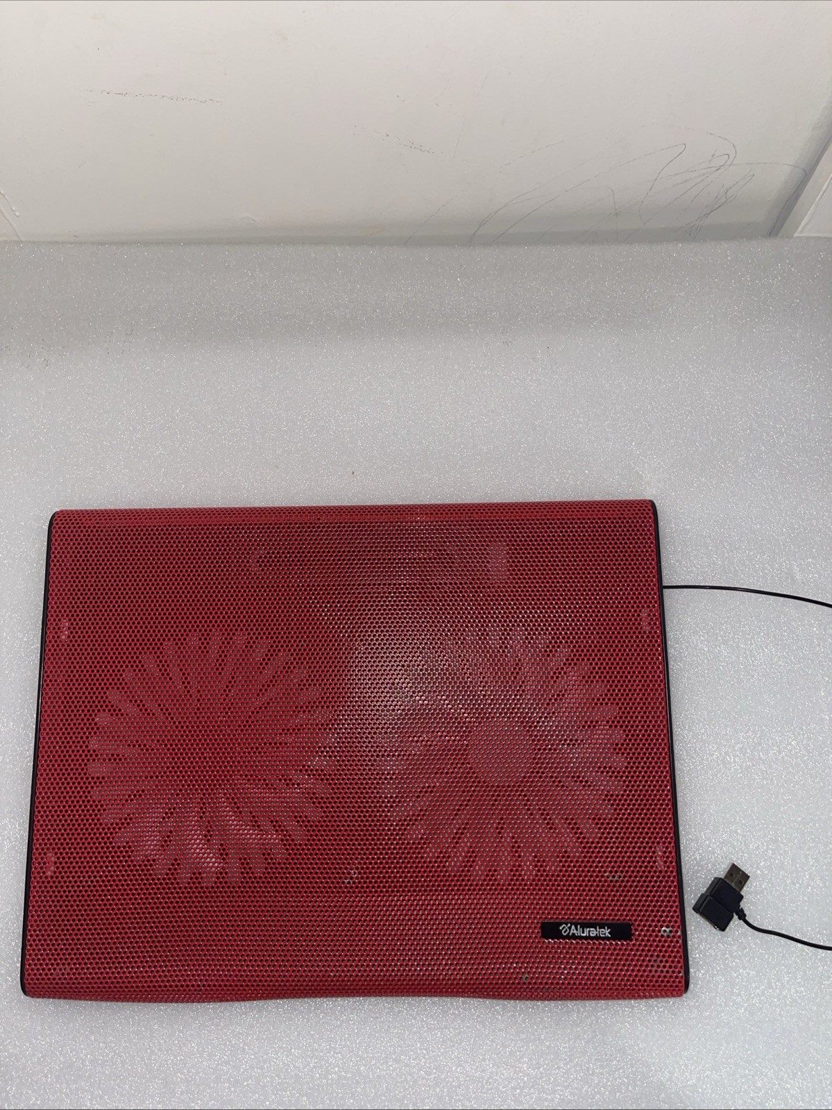 Aluratek Slim USB Laptop Cooling Pad Red model: ACP01FR