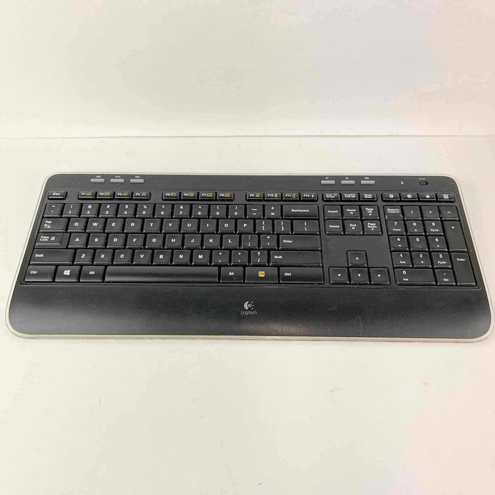 Logitech K 520 Wireless Computer Keyboard and USB Receiver 