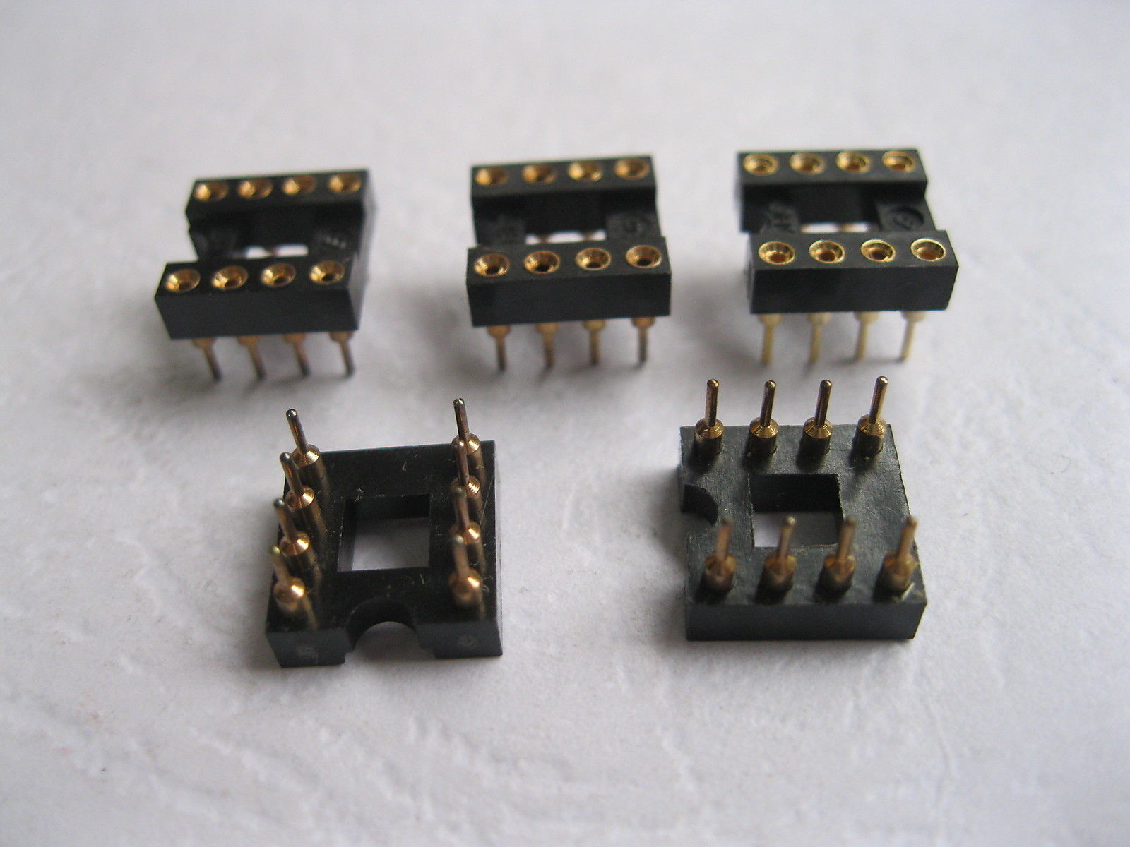 100 pcs IC Socket 8 pin Round DIP High Quality Gold Plated New