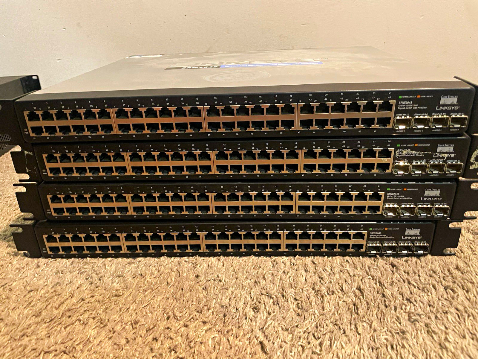 Linksys SRW2048 48-Port Gigabit Managed Layer 2 Rackmount Switch w/ SFP