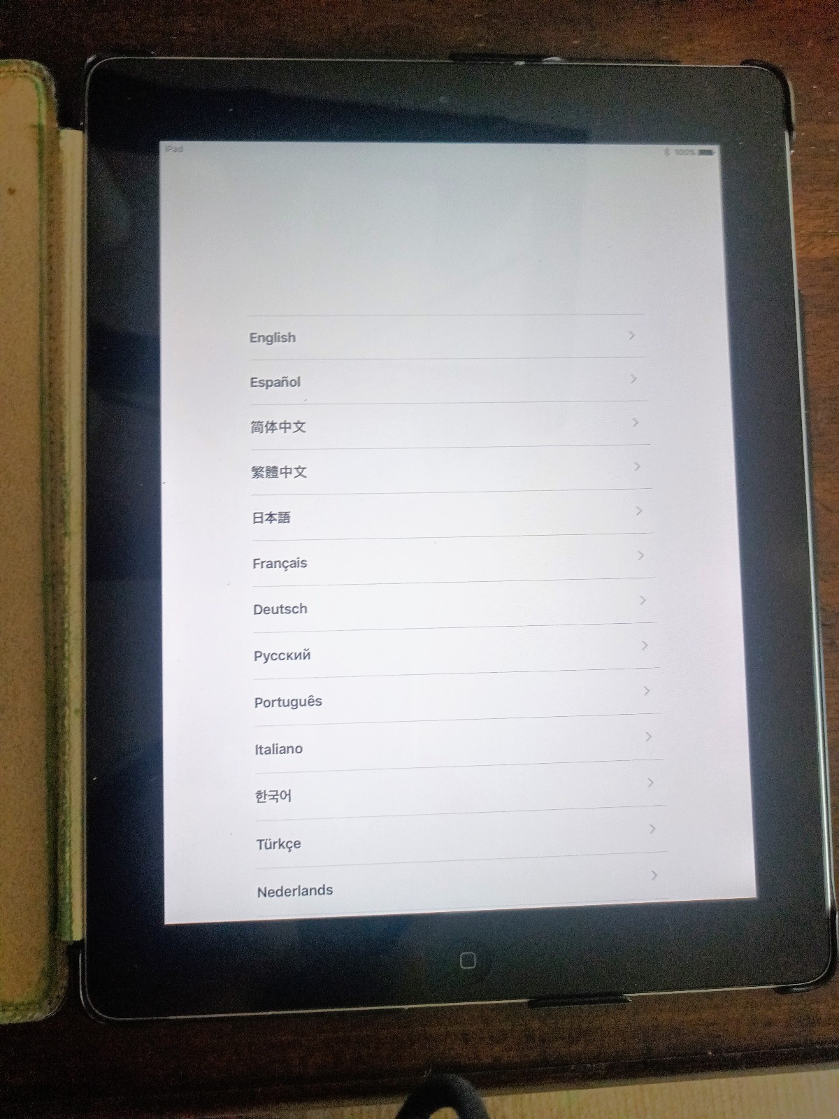 Apple iPad (4th Generation) A1458 32 GB, Wi-Fi, 9.7 in - Black