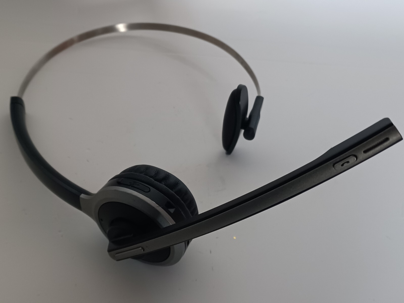 Wireless Headset HS011 with Microphone for PC -Replacement ONLY