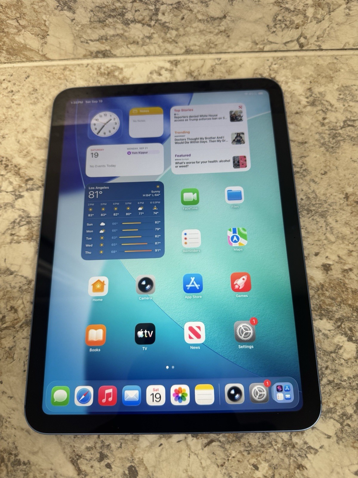 Apple iPad A16 11th Gen 128GB Blue Wi-Fi Only