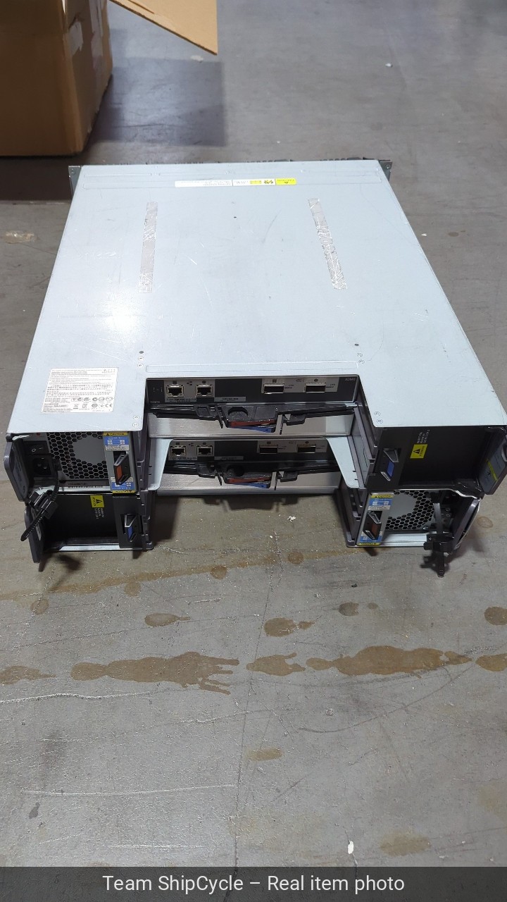 U95721 NetApp DS4246 Disk Array Shelf W 24x SAS SATA Trays 2x IOM6 Expan G2U