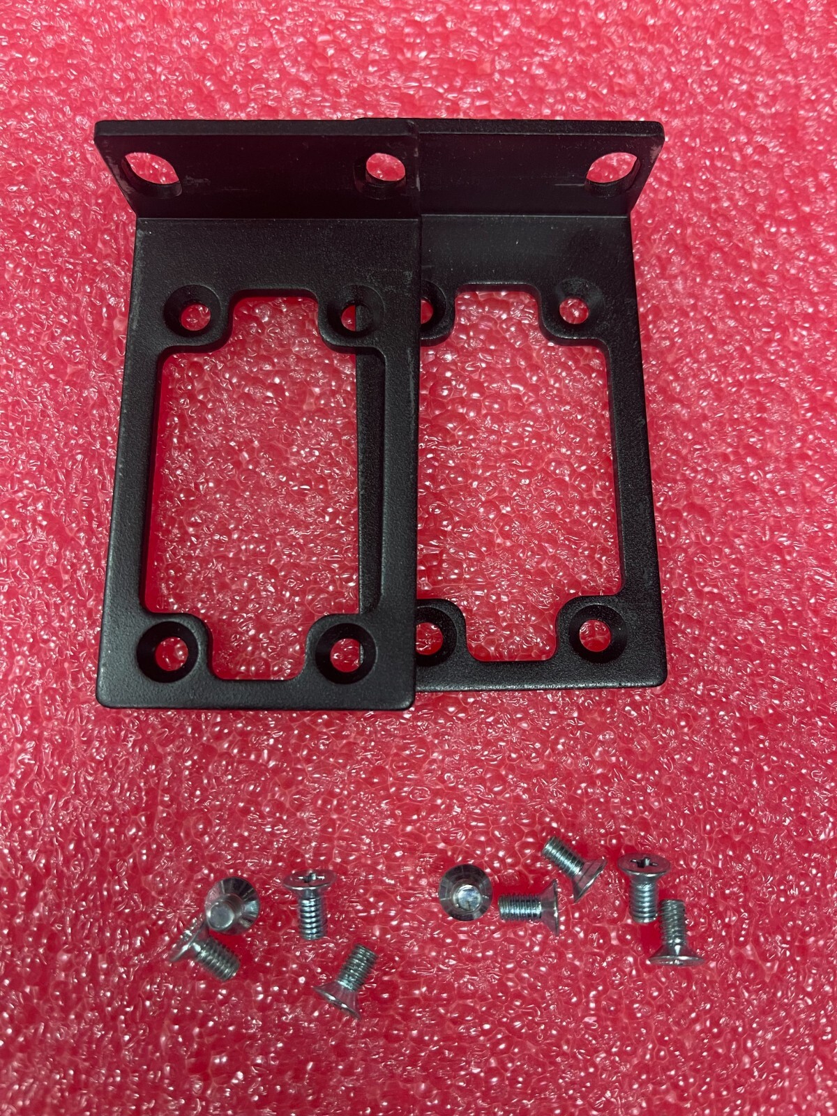 Brocade Ruckus ICX7000-RMK 2 Post Rack Kit for ICX7150 ICX7250
