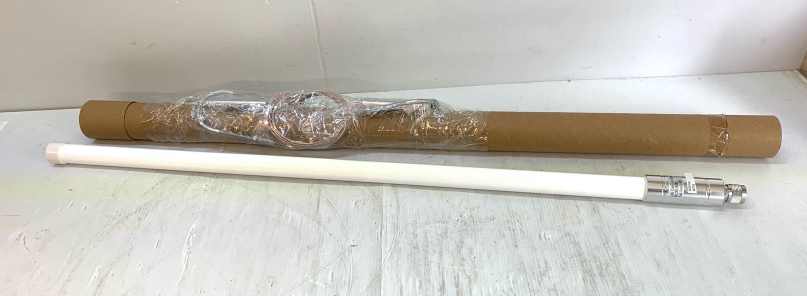 Lora Fiberglass Antenna 902-930Mhz Peak Gain: 5.8DBI With Hardware New S8701