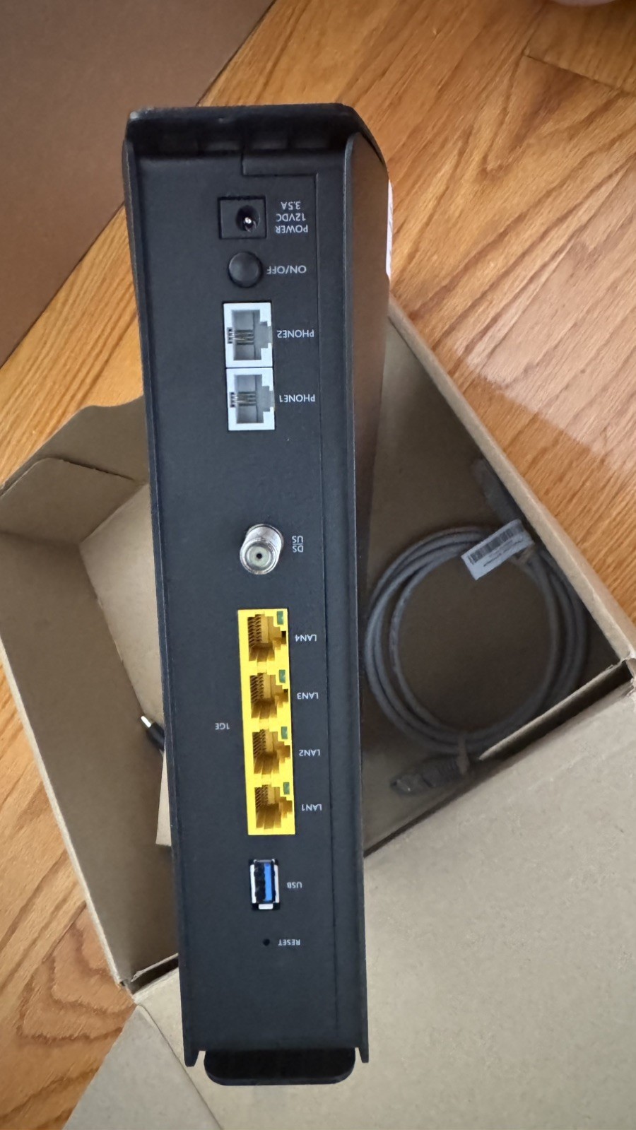 Altice Gateway6E UBC1340 Optimum WiFi 6E Modem/Router  UBC1340AA00. (READ )