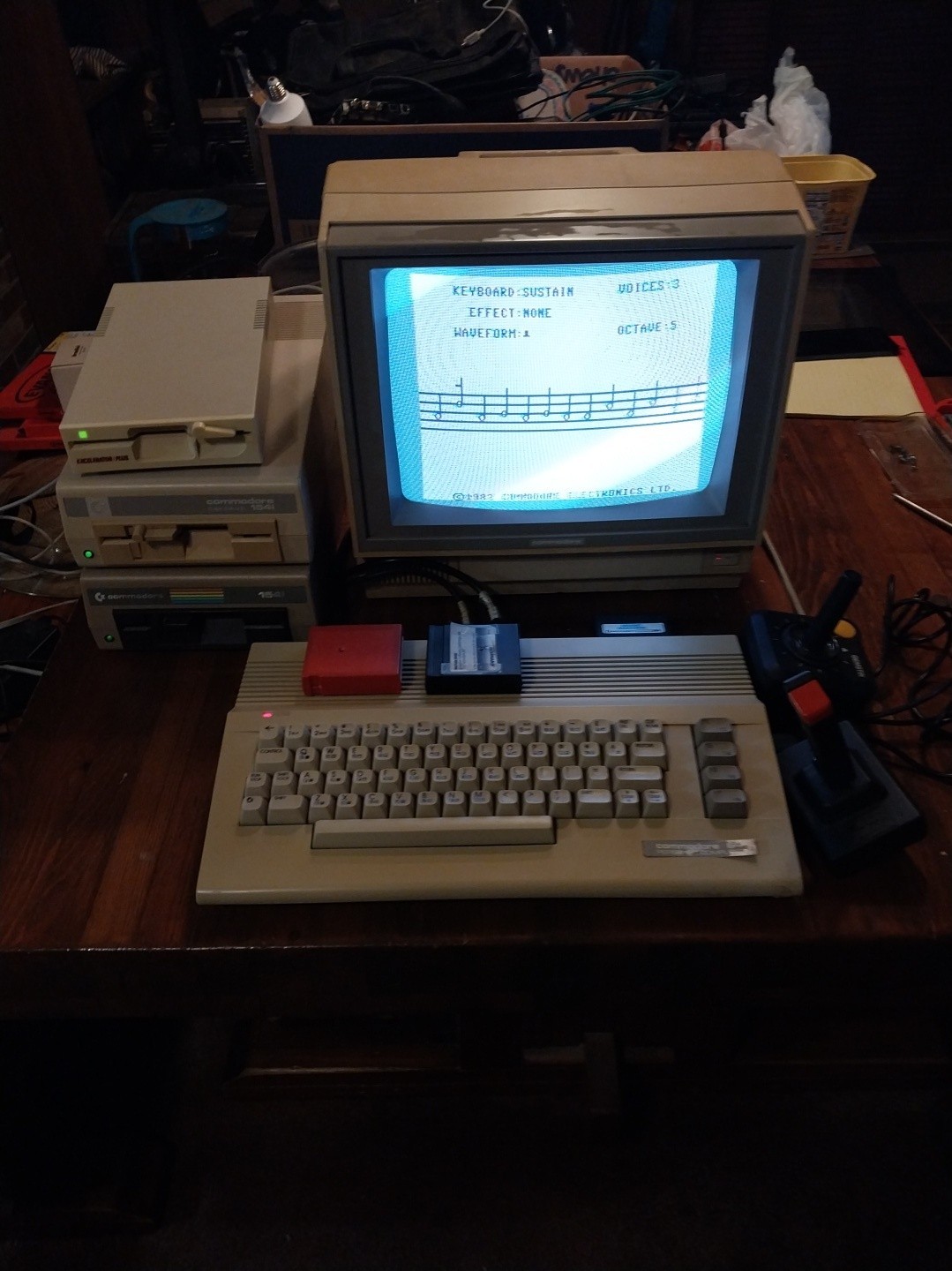 Commodore 64c Computer System
